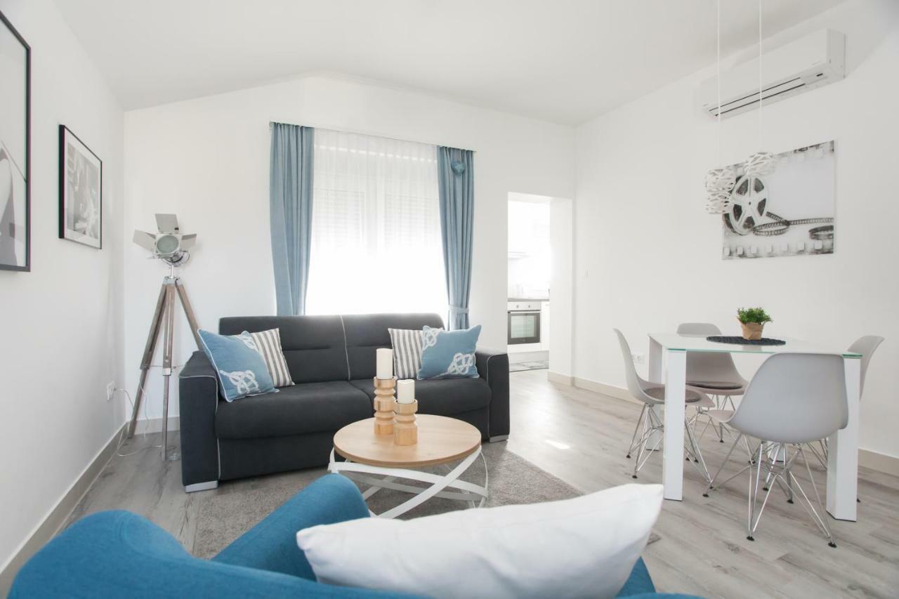 Apartment Movie Primosten Ngoại thất bức ảnh